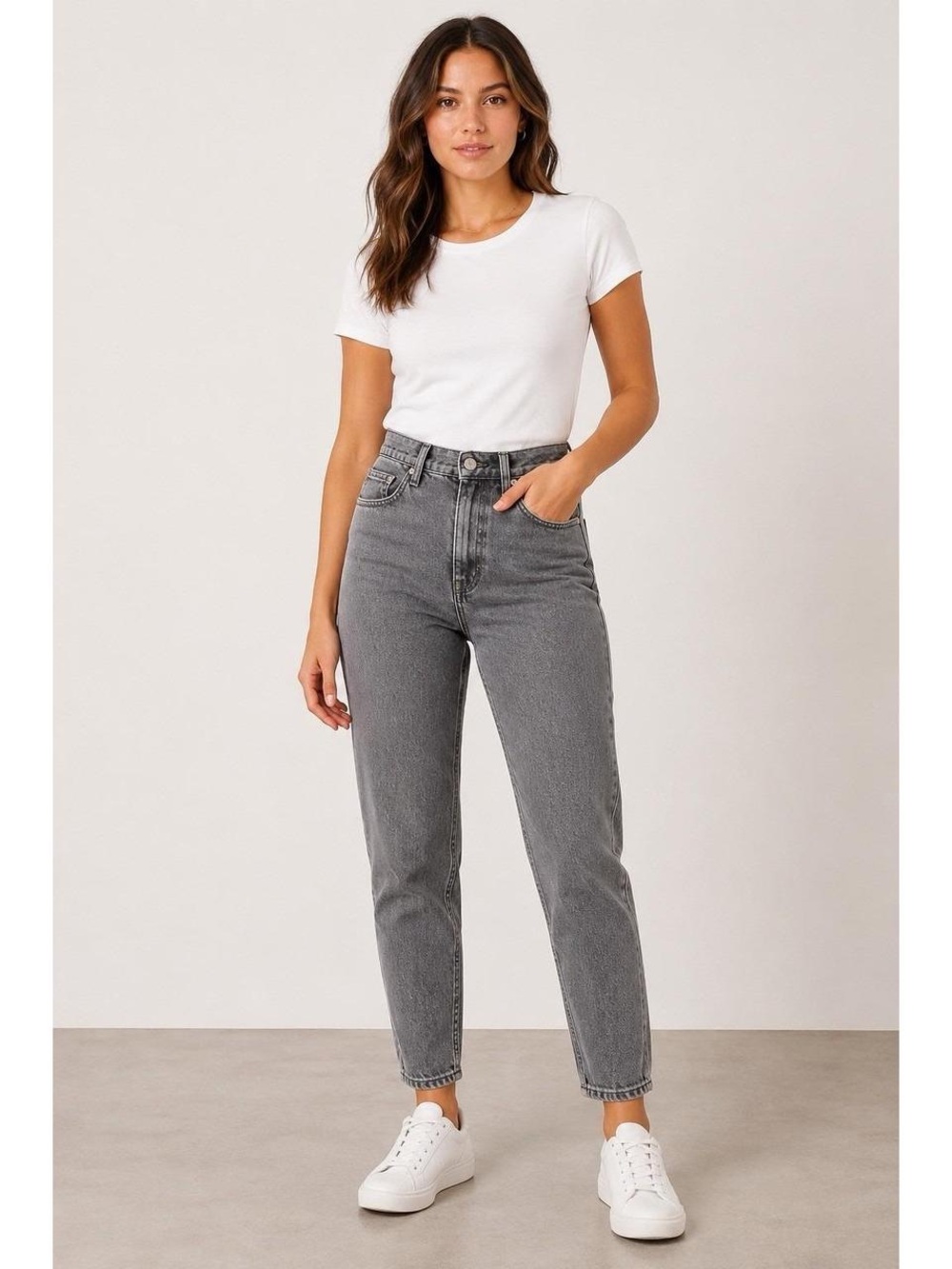Madewell Straight-Leg High-Rise Jeans in Washed Gray 32 petite